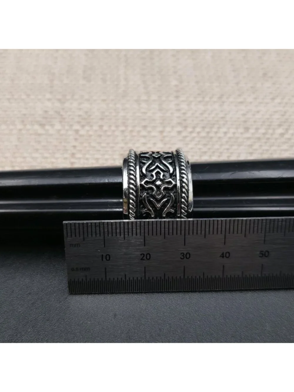 Size 8.75 Oxidized Filigree Wide Statement Band Ring A8100
